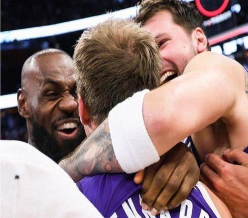 马德里德比,反种族歧视,活动,太阳城,太阳城娱乐,太阳城app,太阳城赌场